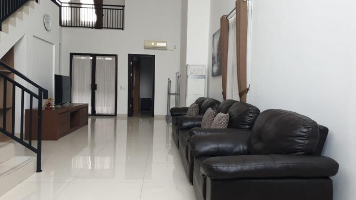 Rumah Disewakan di Menteng Lippo Cikarang